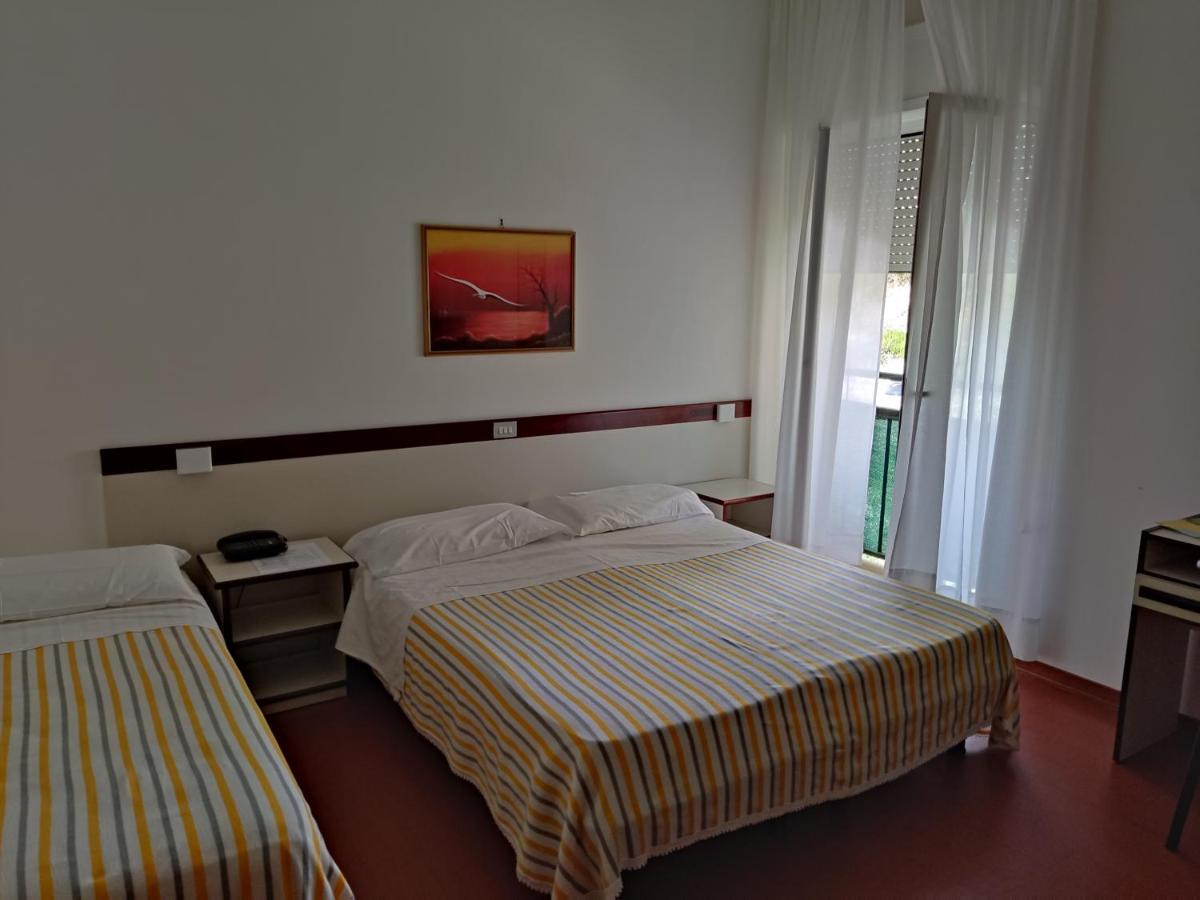 Hotel Ristorante Il Grillo Acquaviva Picena Eksteriør bilde