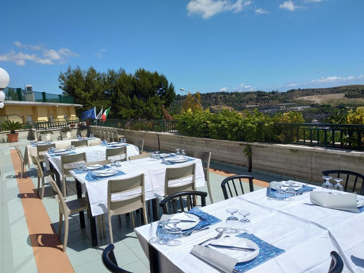 Hotel Ristorante Il Grillo Acquaviva Picena Eksteriør bilde
